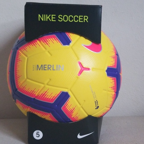 Nike Merlin 2018-2019 Match Soccer Ball #5 - Picture 3 of 8